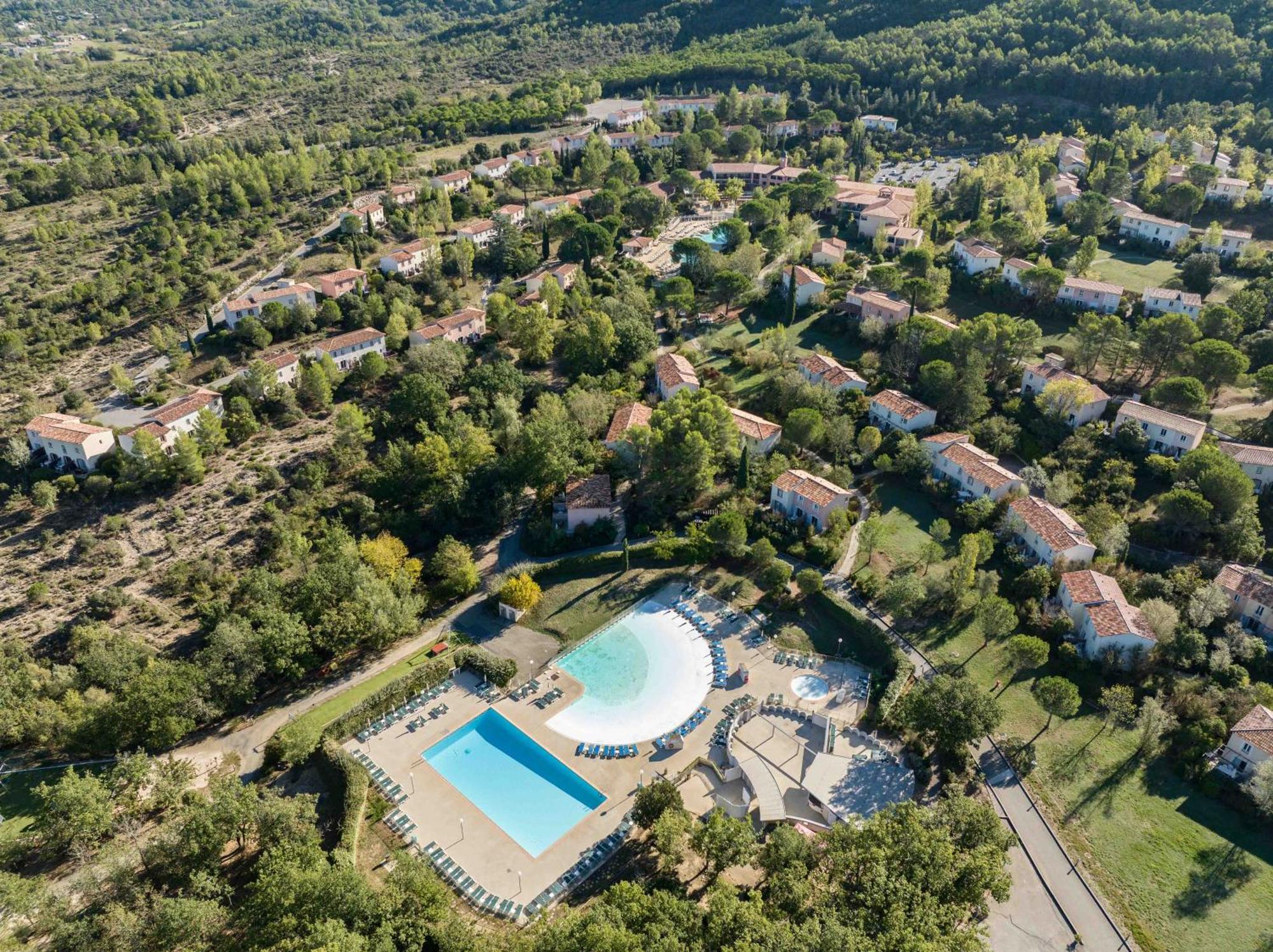 Village Pierre & Vacances Le Rouret Grospierres Exterior photo