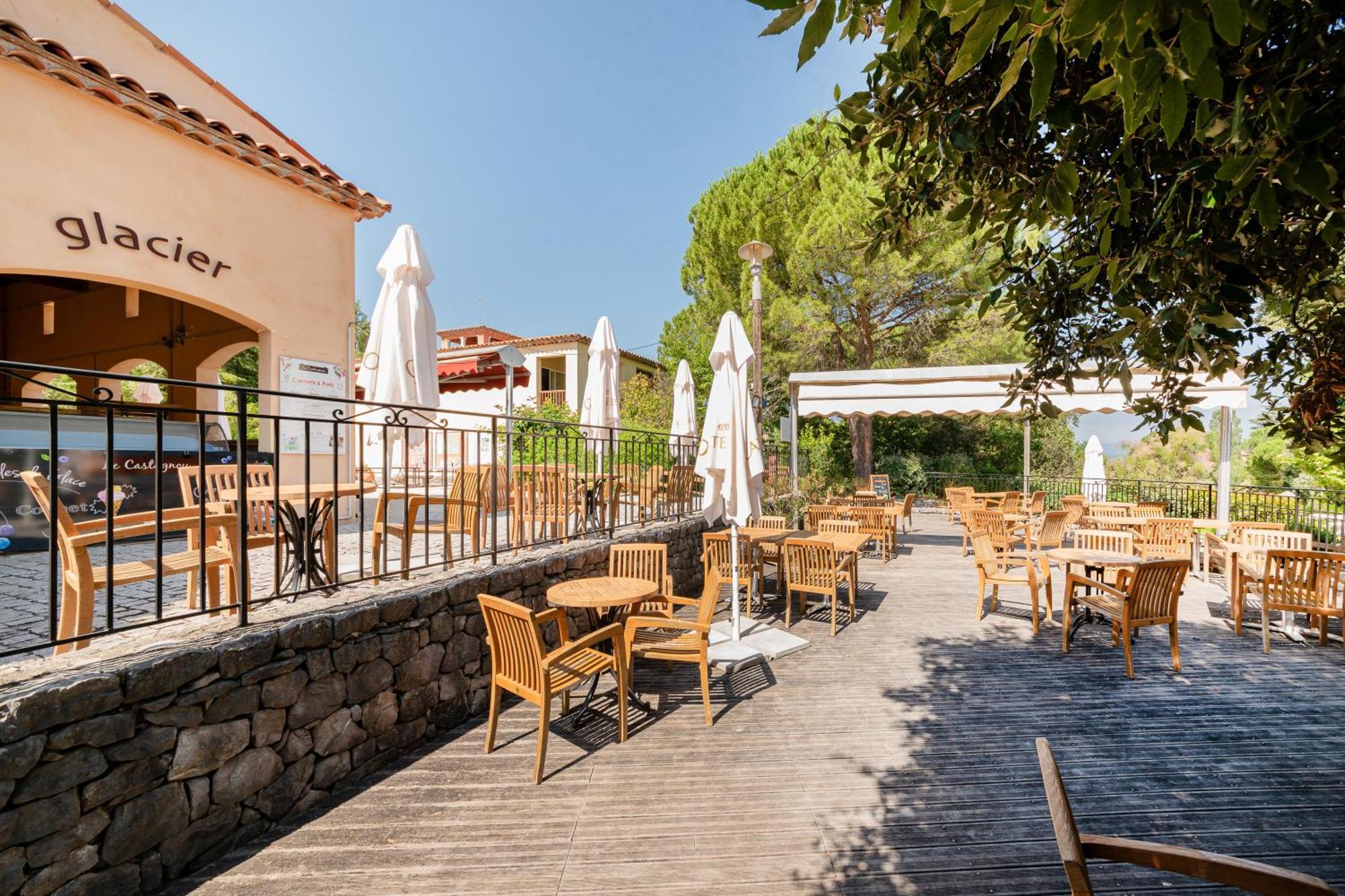 Village Pierre & Vacances Le Rouret Grospierres Exterior photo